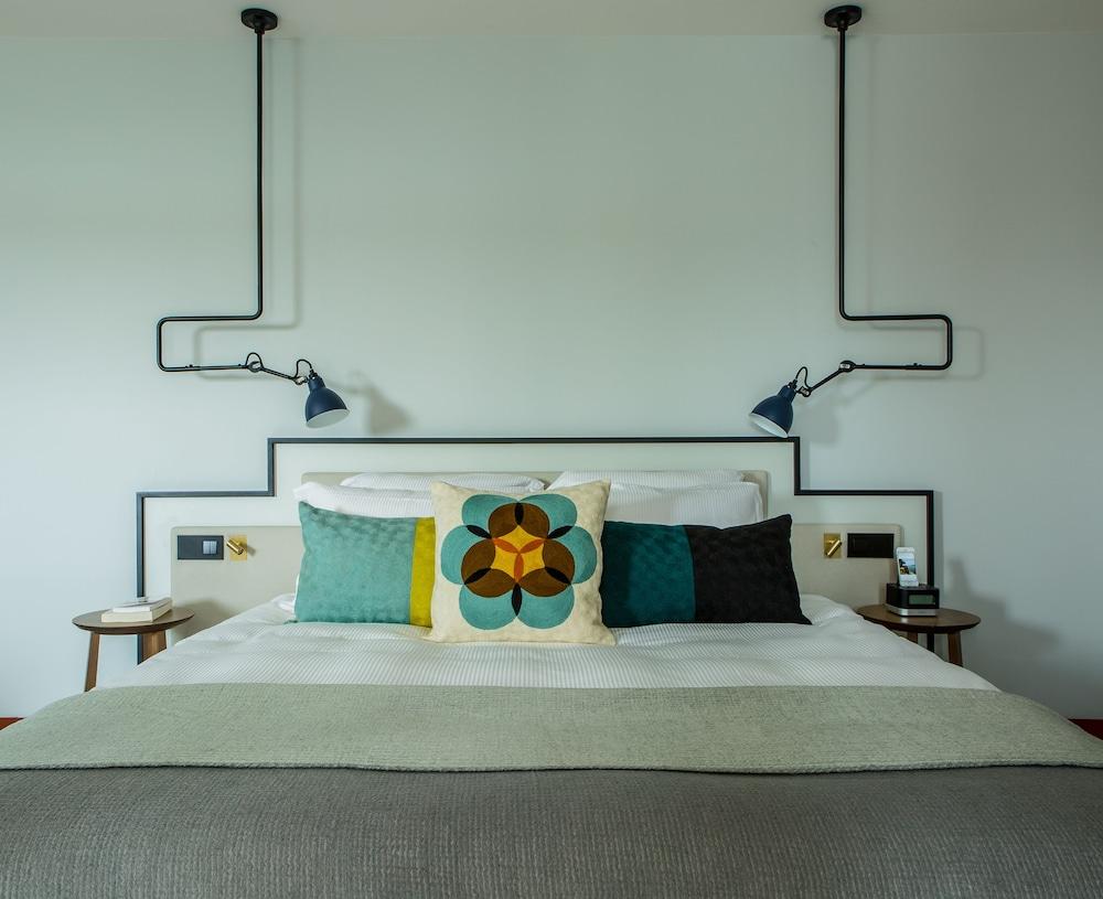 แคสเซิลบราค โฮเต็ล Hotel ดีนาร์ ภายนอก รูปภาพ